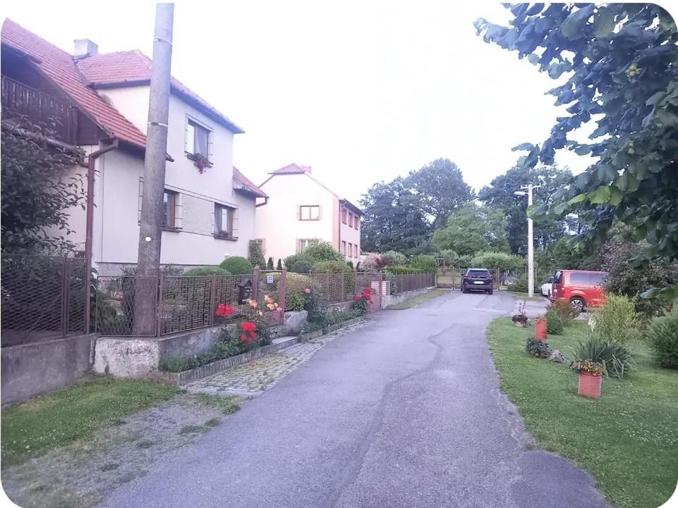 Zvole  Apartman Za Kostelem חדר תמונה